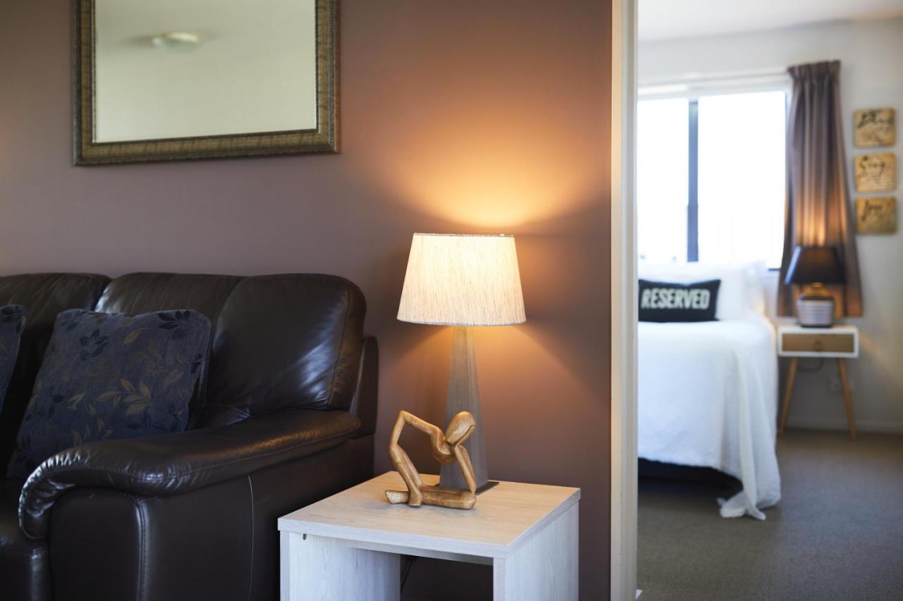 Blenheim Palms Motel Ngoại thất bức ảnh