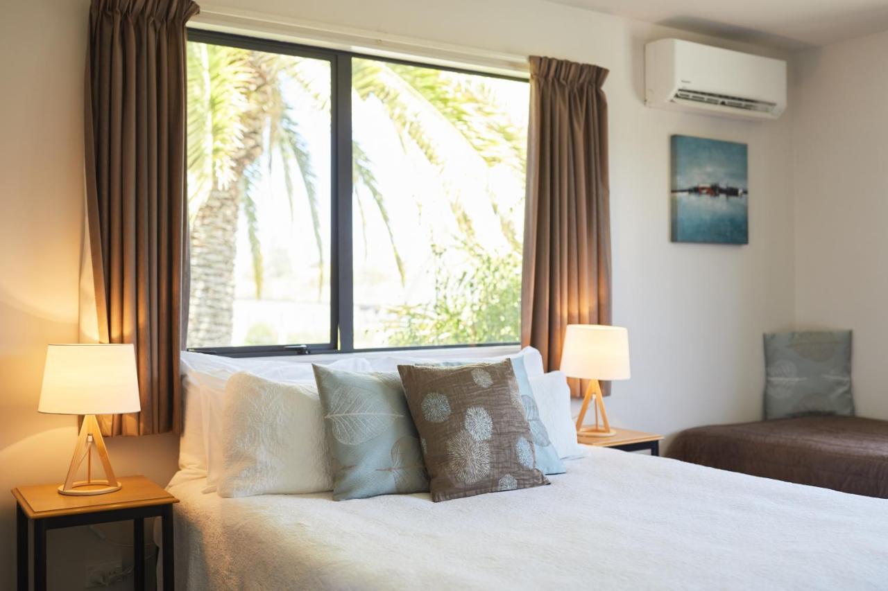 Blenheim Palms Motel Ngoại thất bức ảnh