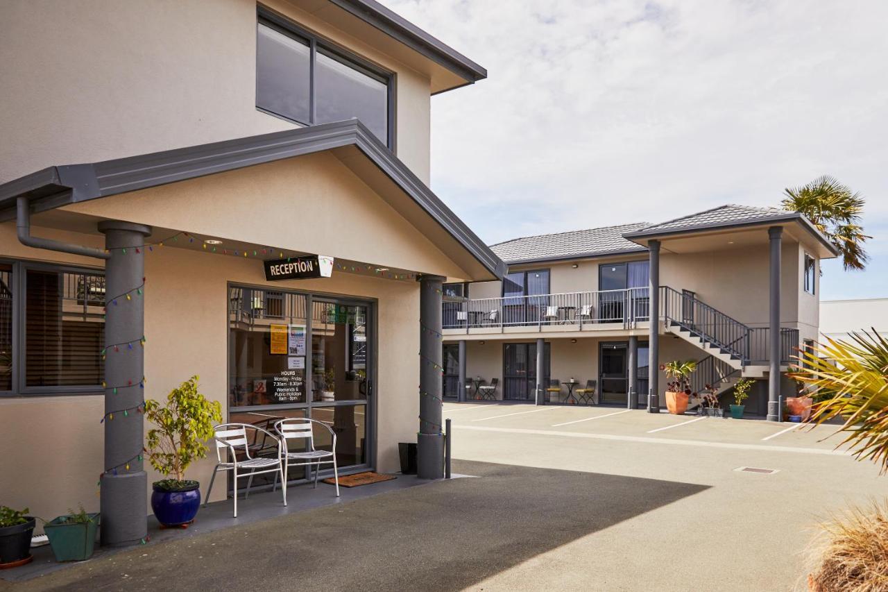 Blenheim Palms Motel Ngoại thất bức ảnh