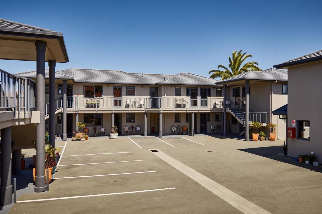 Blenheim Palms Motel Ngoại thất bức ảnh