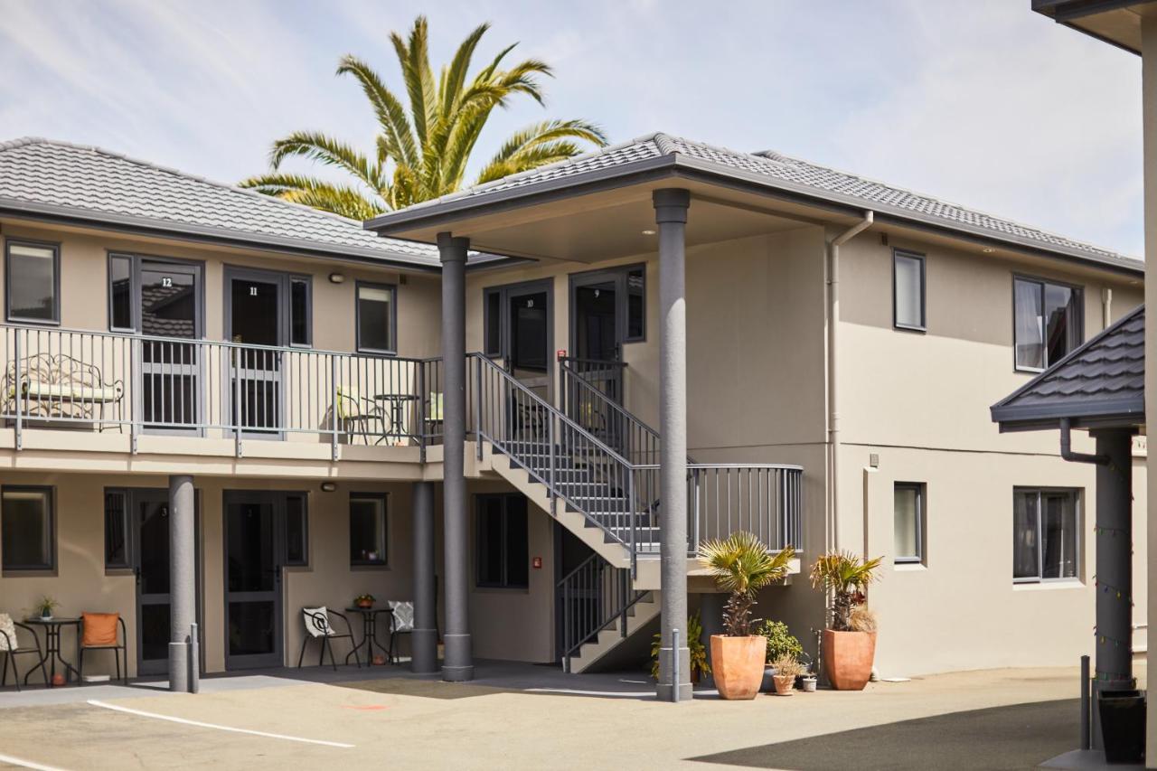 Blenheim Palms Motel Ngoại thất bức ảnh