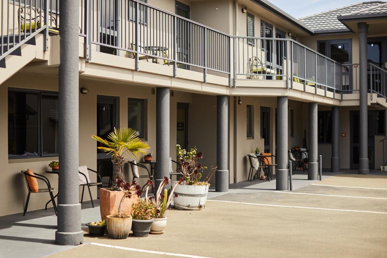Blenheim Palms Motel Ngoại thất bức ảnh